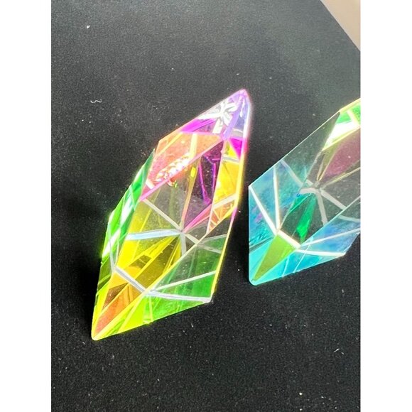 Colorful Crystal Prism Small Obelisks Set Of 2 Rainbow Reflective READ HAS CHIPS - Picture 3 of 14